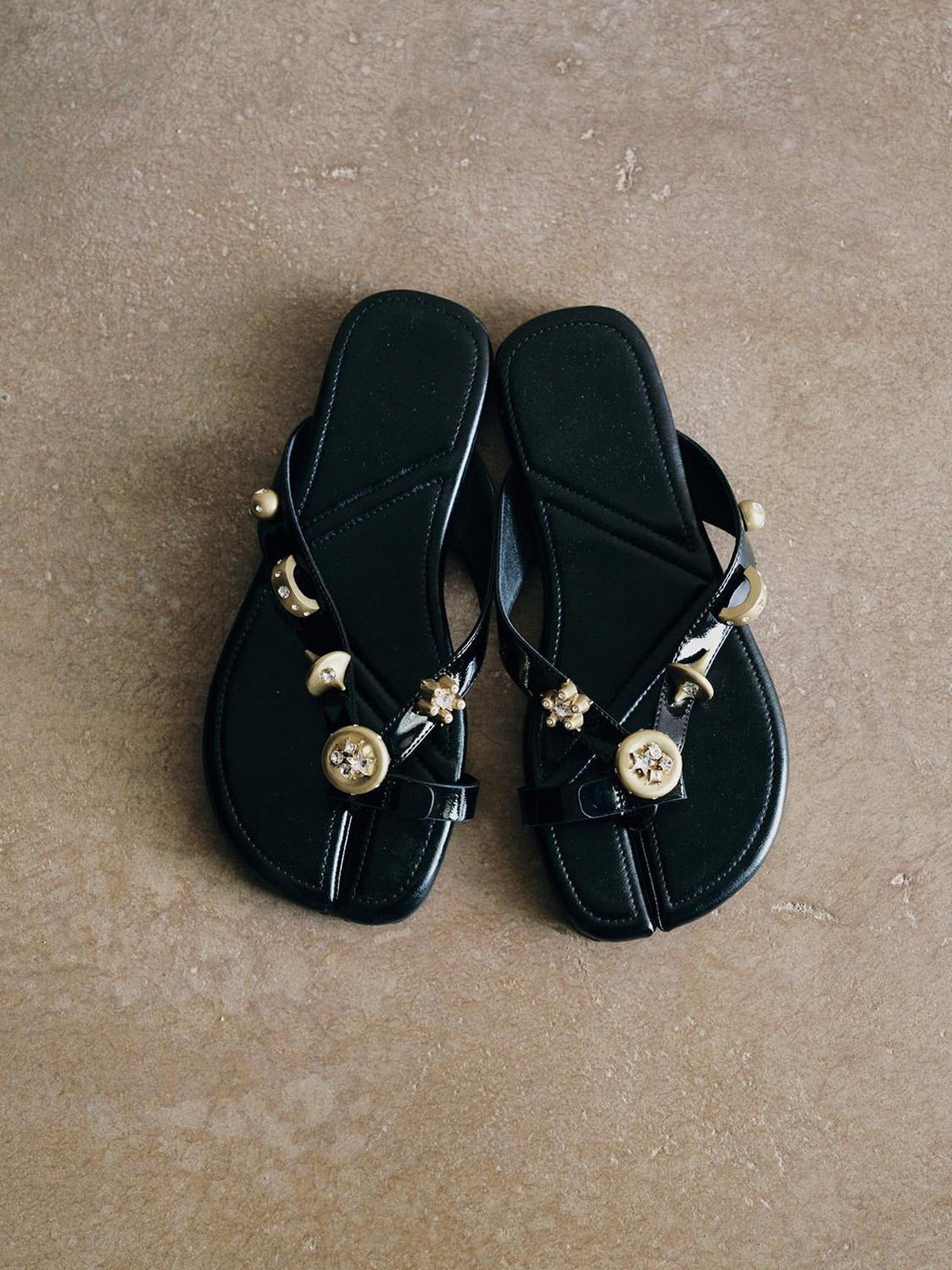 Comfortable Low Heel Microfiber Casual Youth Everyday Flat Sandals
