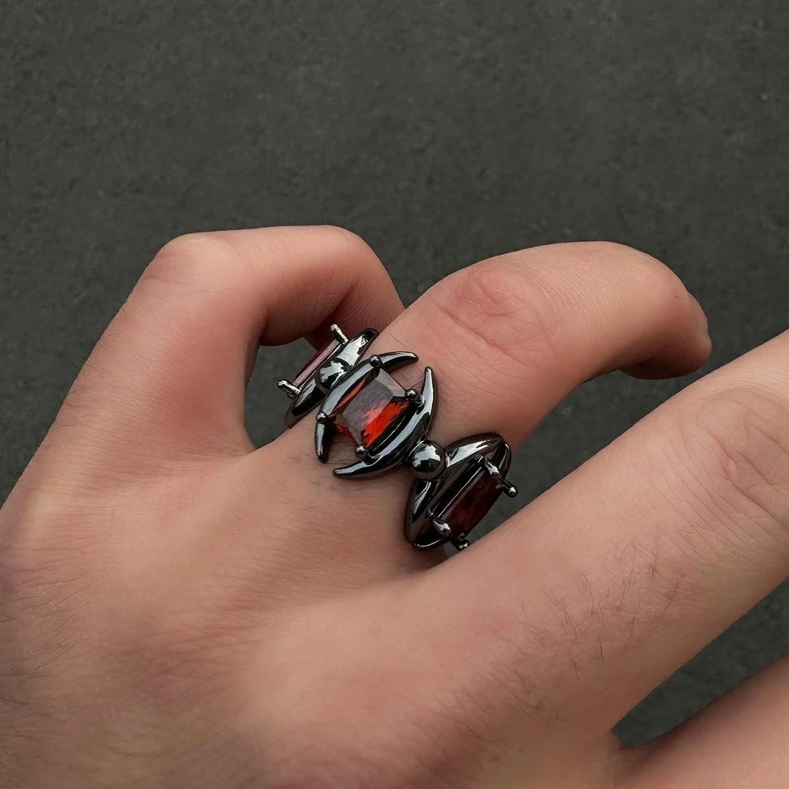 Adjustable Dark Crescent Geometric Ring