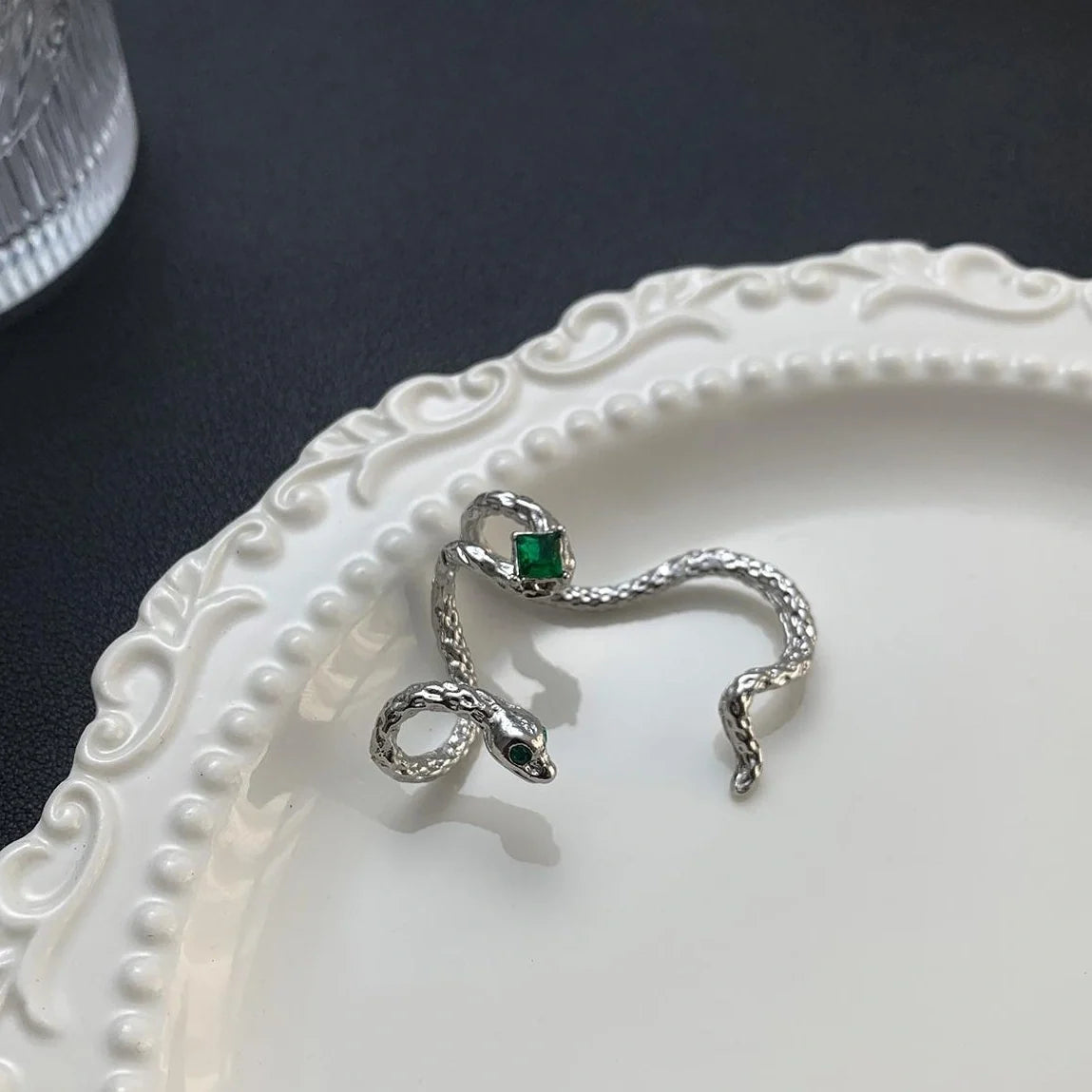 Adjustable Green Snake Cartilage Ear Cuff