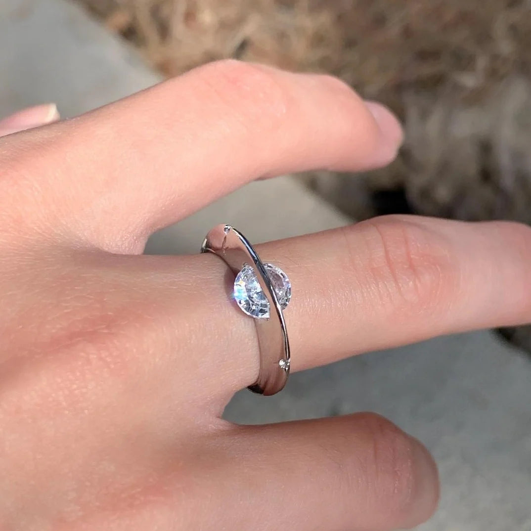 Adjustable Silver Zircon Orbit Ring