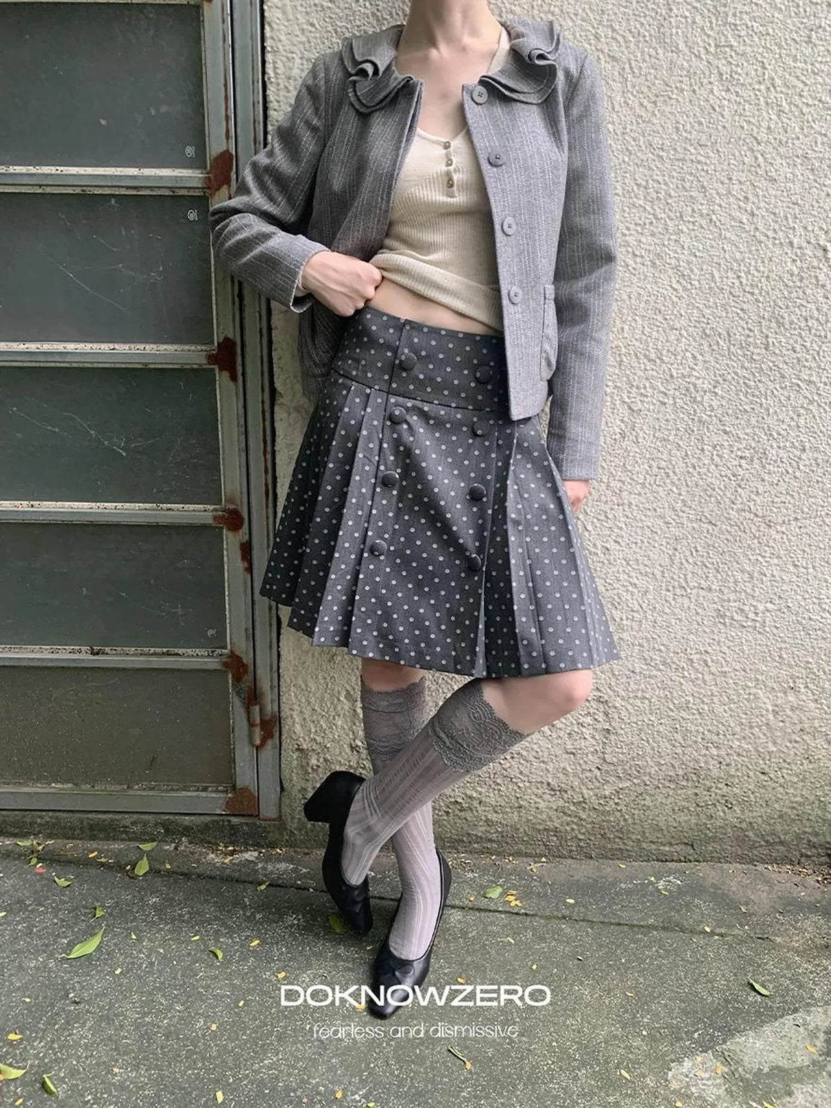 British Color Spun Polka Dot Print Pleated Skirt