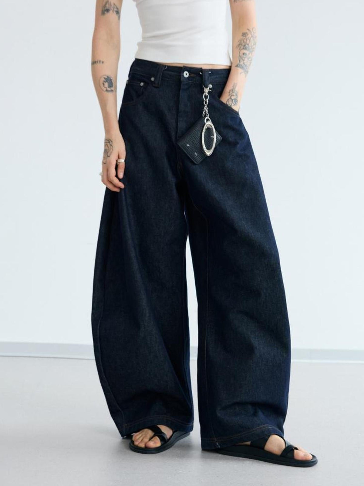 Retro Loose Fit Curved Hem Denim Pants