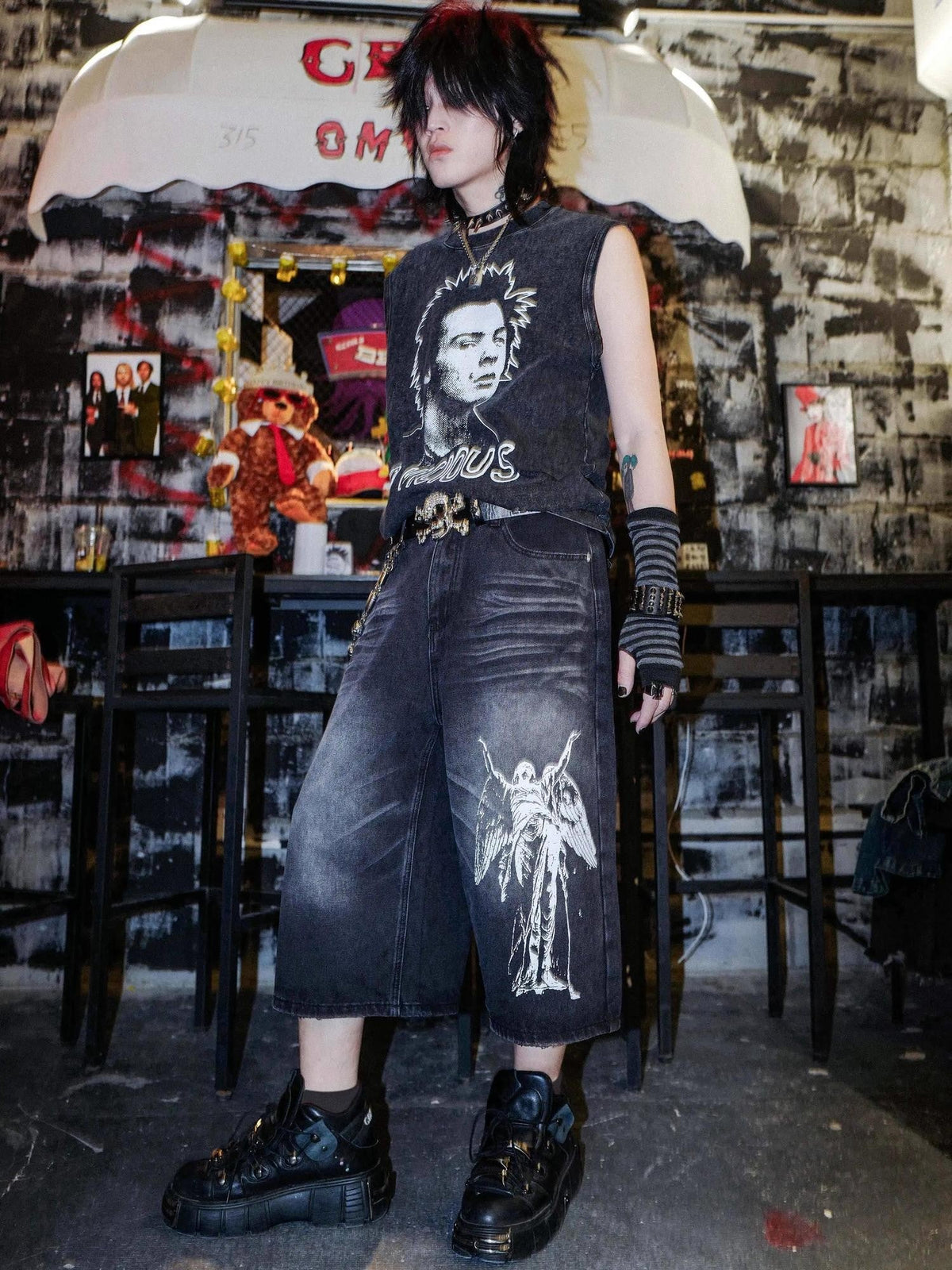 Dark Gothic Embroidered Topstitched Distressed Women's Denim Cropped Jeans