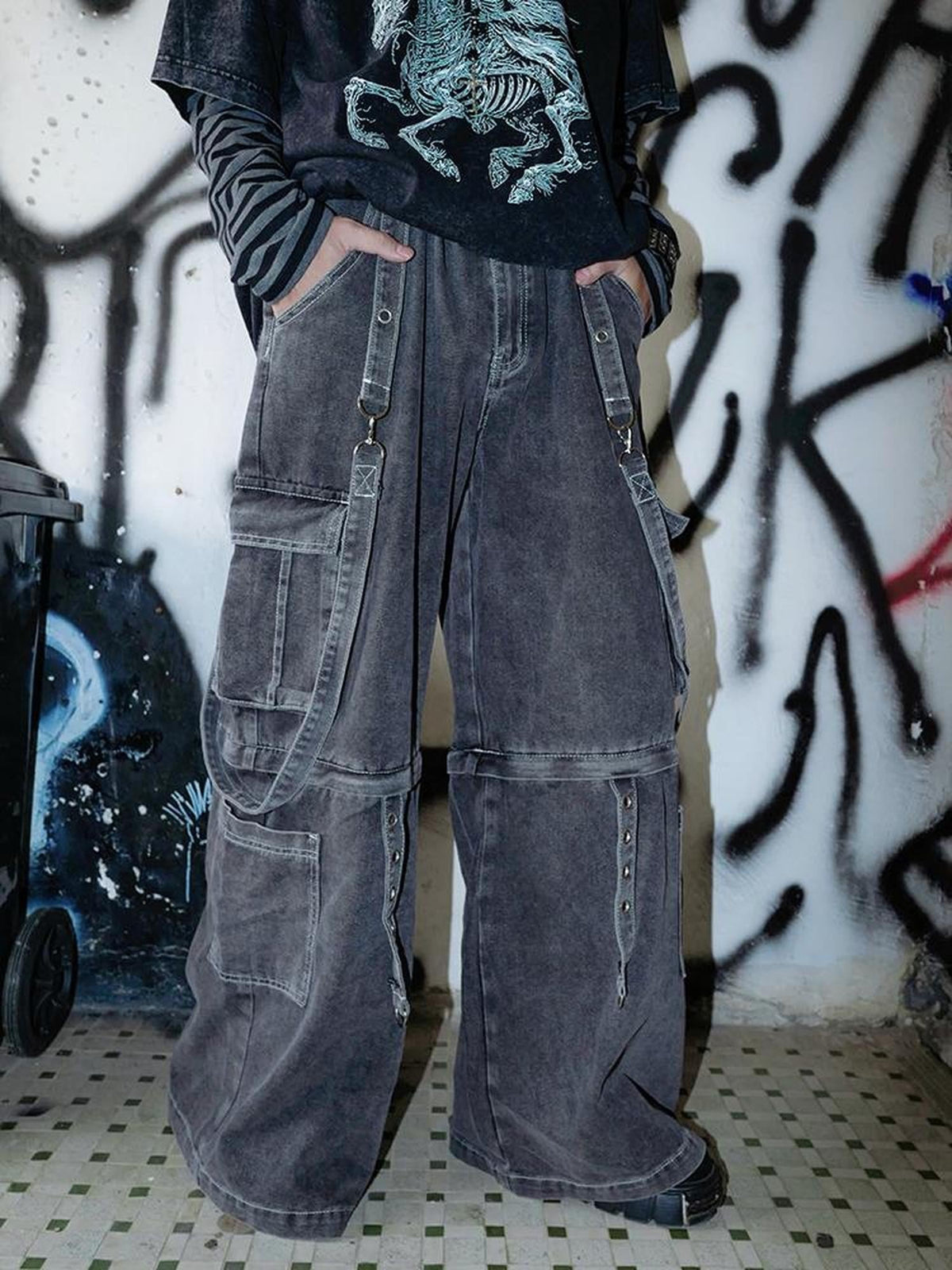 Embroidered Topstitched Punk Washed Distressed Women's Denim Relaxed Jeans