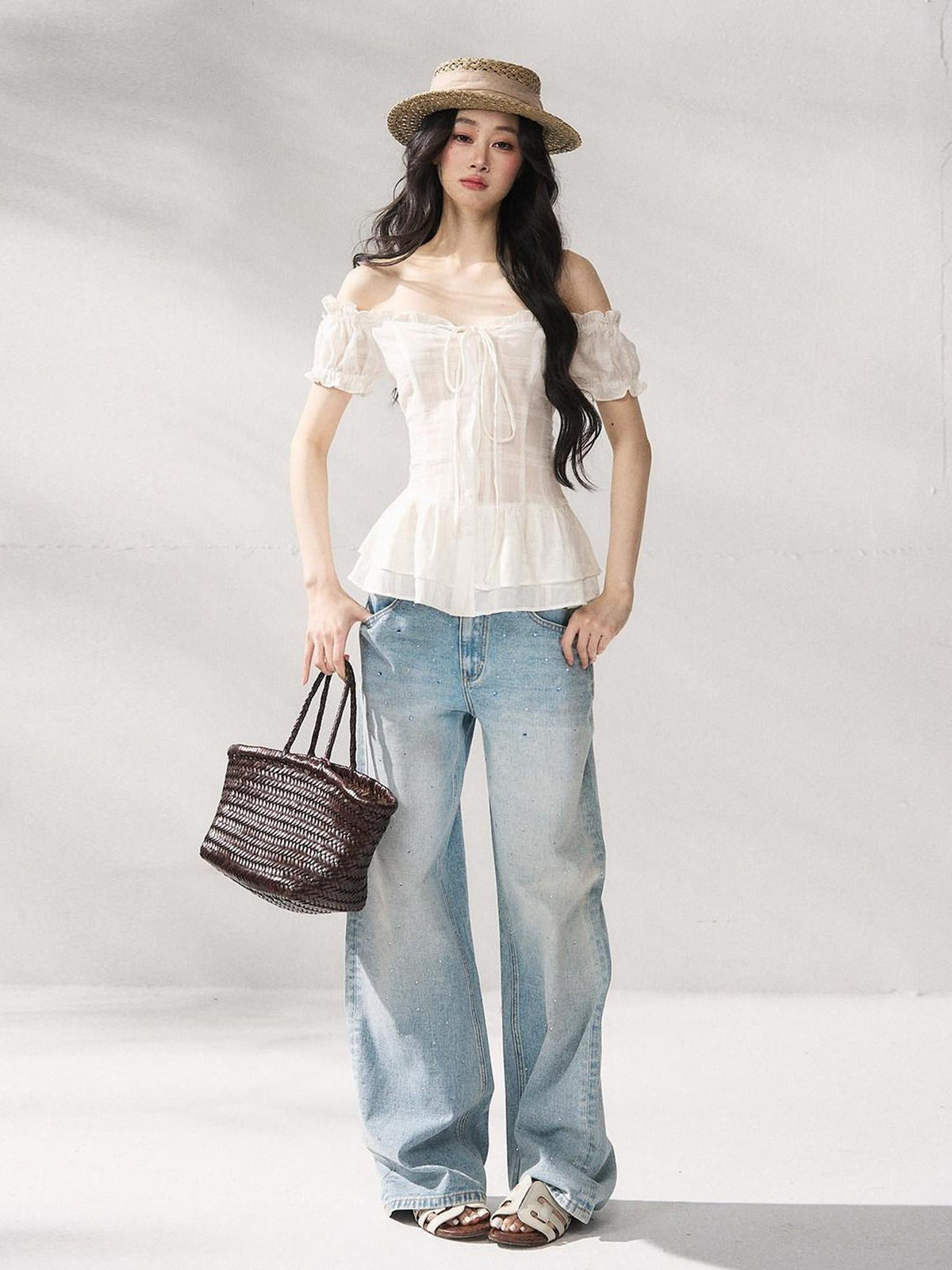 Structured Cotton Natural Waist Zipper Fly Women Blue Denim Straight Leg Jeans